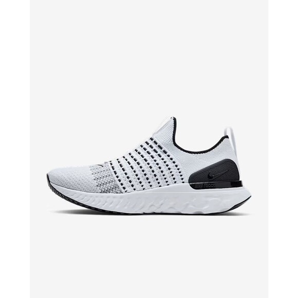 Size 9.5 Nike React Phantom Run FK Flyknit 2 True White Black Mens CJ0277-100 - Picture 1 of 8